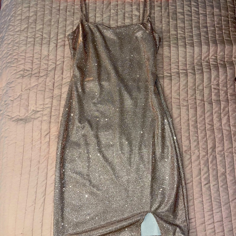Body on sparkling dress